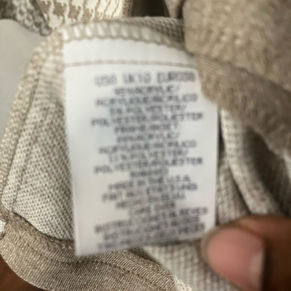 Leslie Fay Women's Tan Houndstooth Sweater - Picture 8 of 16